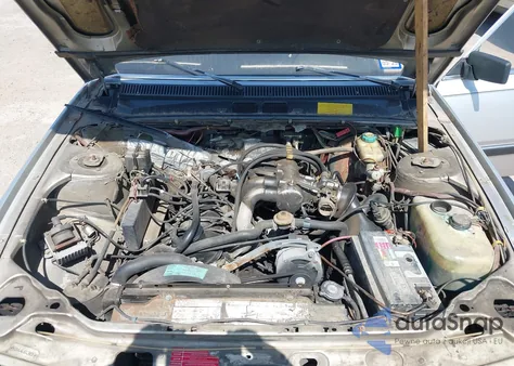 1983 Peugeot 505 из США, поврежденный, VIN VF3BA11F7DS336792